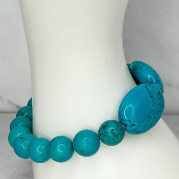 Blue Faux Turquoise Beaded Stretch Bracelet - Picture 6 of 6